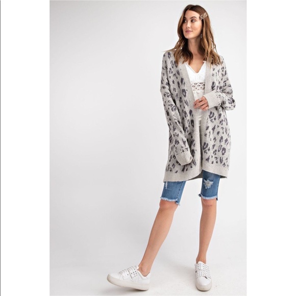 Leopard Print Open Front Cardigan - Picture 2 of 5